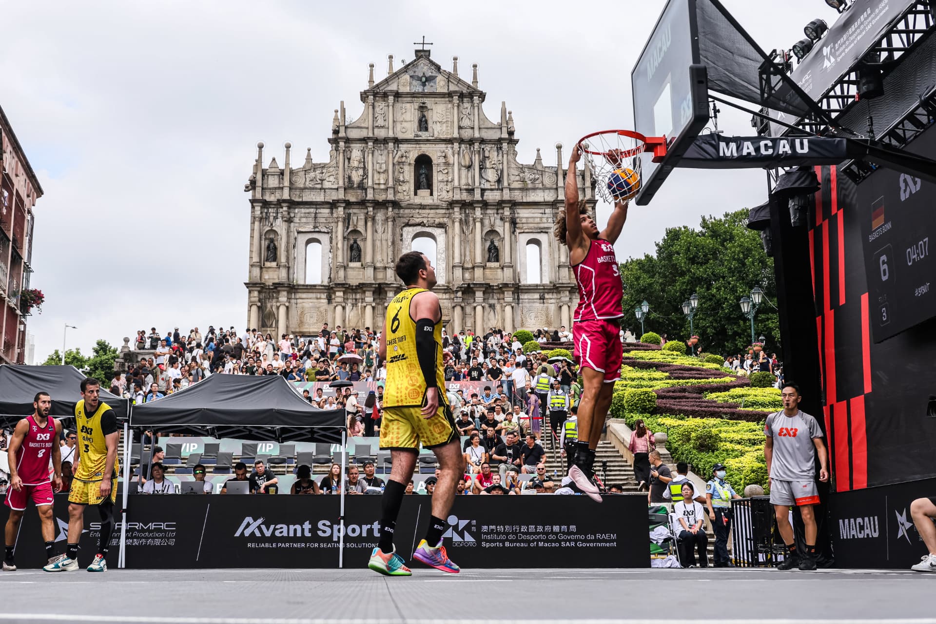 A player dunks in front of the Ruins of St. Paul’s at FIBA 3x3 World Tour Macau 2026